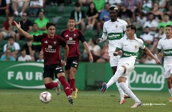 El Mirandés pierde en Elche su condición de invicto