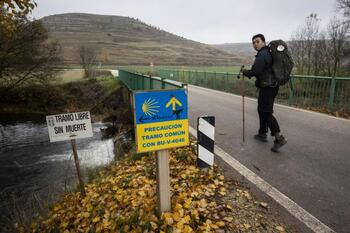 Recogen firmas para mejorar el Camino entre Tardajos y Rabé