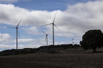 El parque Terrae sigue adelante pero con cinco aerogeneradores