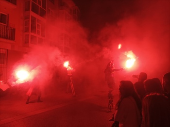 Los correfocs encienden el Casco Viejo de Miranda