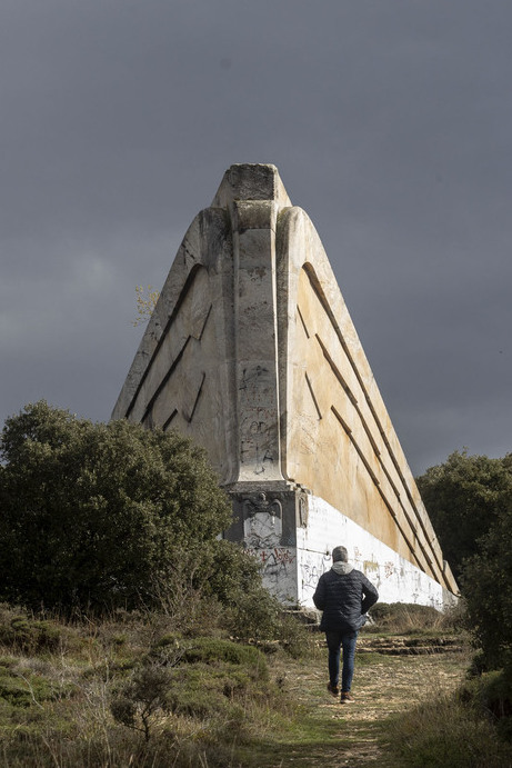 La Junta no indulta el monumento a Sagardía