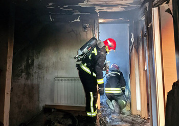 Oña amenaza con echar del parque a los bomberos que no salen