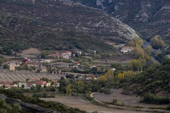 Muere ahogado un joven en el Ebro en Valdenoceda