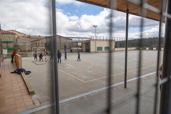 100.000 euros contra las goteras del colegio de Quintanar
