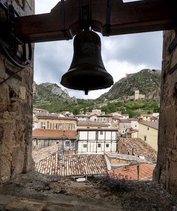 Poza de la Sal es ya uno de los Pueblos Más Bonitos de España