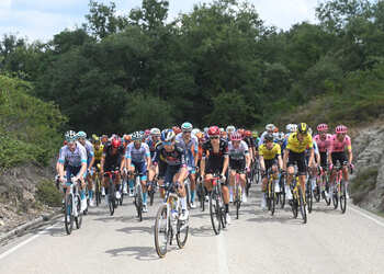 Comienza la segunda etapa de la Vuelta a Burgos