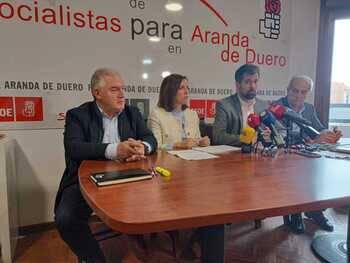 Peña defiende que la posición del PSOE es reabrir el Directo