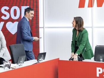 Reacciones en clave local a la decisión de Pedro Sánchez