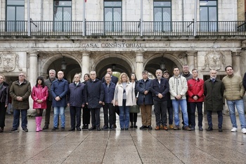 Minuto de silencio en Burgos por las víctimas de la DANA