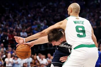 Los Celtics, a un paso del anillo de la NBA