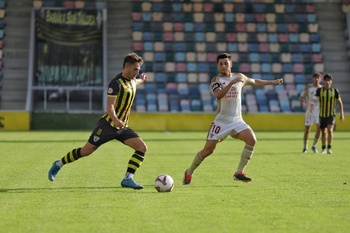 El Mirandés se agarra a su defensa y empata en Barakaldo