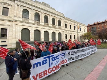 Los despedidos de Metecno se concentran frente al TSJ