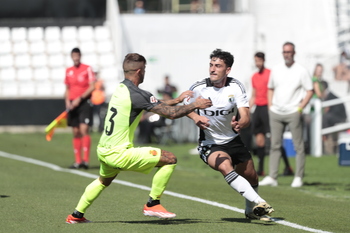 El Burgos cae ante el Real Mallorca (0-2)