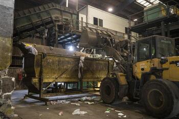 Intervención avala que Somacyl gestione el centro de residuos
