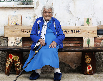 Aurita vive sola a sus 106 años