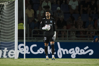 El Burgos CF completa su portería con Tomeu Nadal