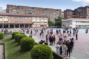 La ciudad repara y pinta 18 colegios y 4 escuelas infantiles