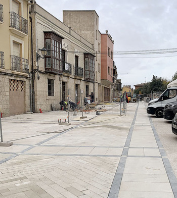 La Plaza Mayor de Castrojeriz se pone guapa