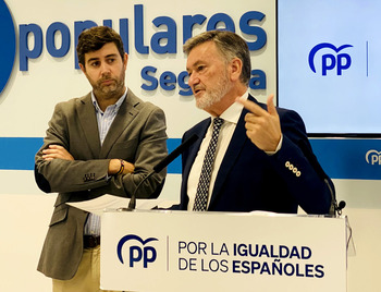 Vázquez ve a Martínez como “cómplice necesario” de Sánchez